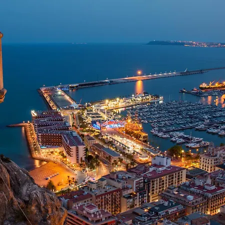 110m Kkara 3br 2ba Plaza Nueva View * Alicante