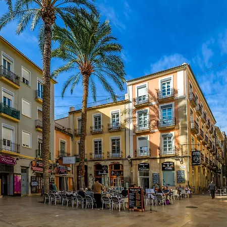 Lägenhet 110m Kkara 3br 2ba Plaza Nueva View *